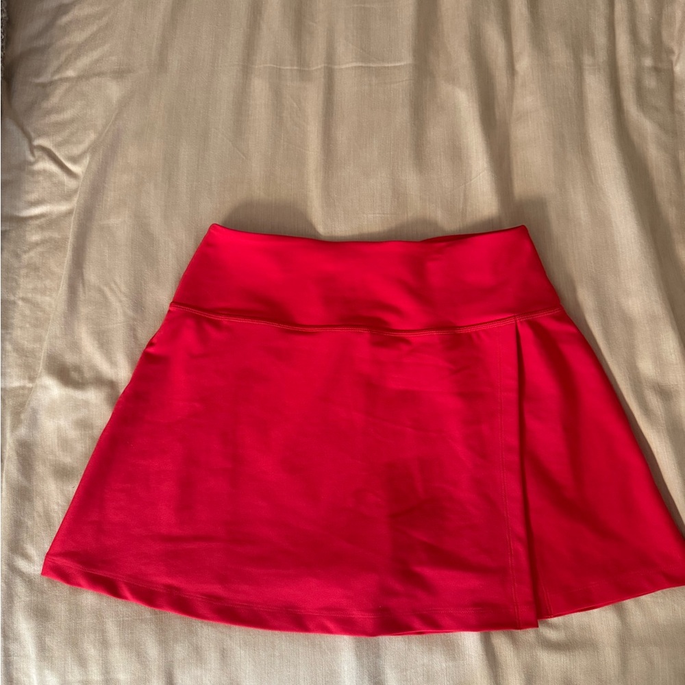 NEW WITHOUT TAGS Abercrombie YPB activewear red skort.